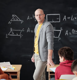 Julian Galiano - Profesor de Power BI y DAX